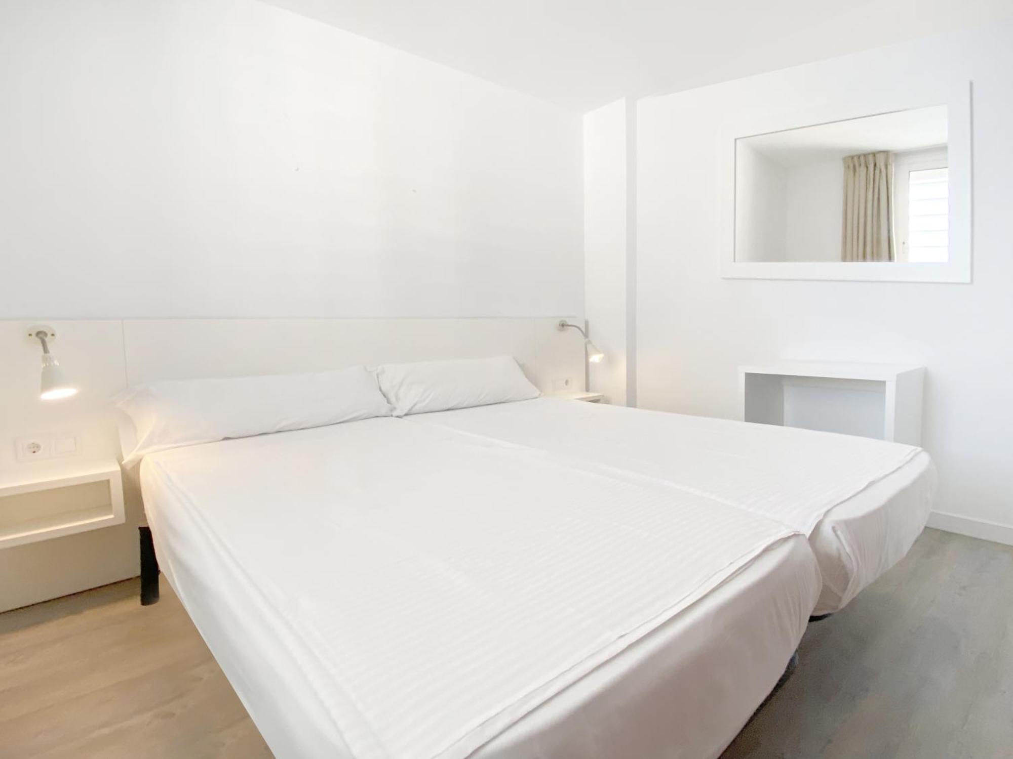 Apartamentos Morito Beach Кала Миллор Экстерьер фото