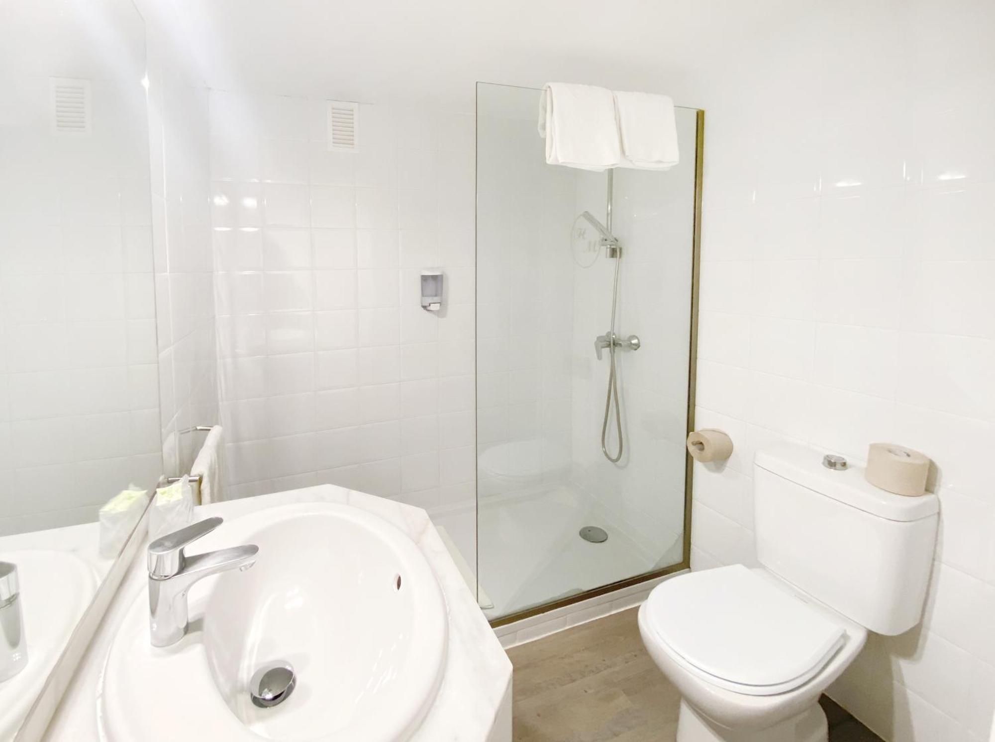Apartamentos Morito Beach Кала Миллор Экстерьер фото