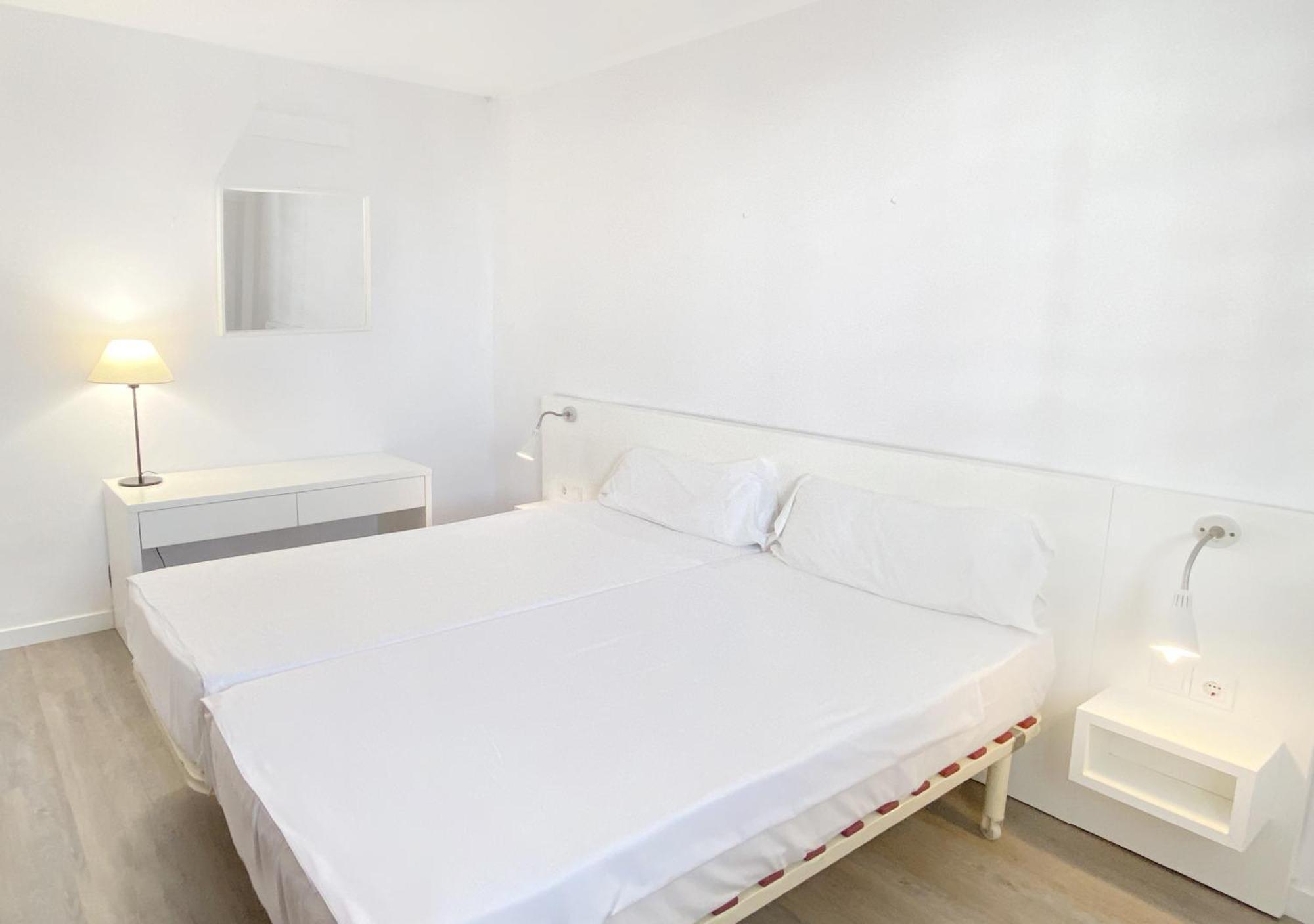 Apartamentos Morito Beach Кала Миллор Экстерьер фото